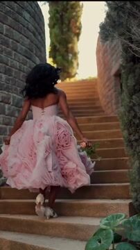 Dramatically flowered tulle dress in misty pink